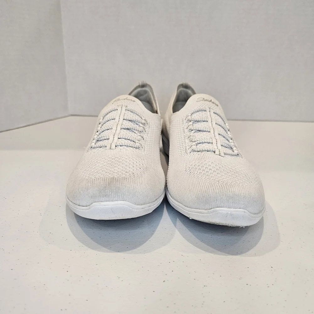 Skechers Newbury Shoe Women's Size 11 White